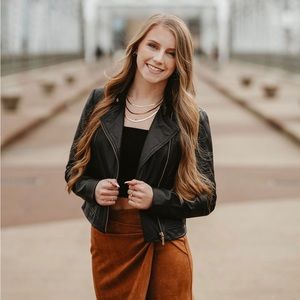 Meet your Posher, Emma